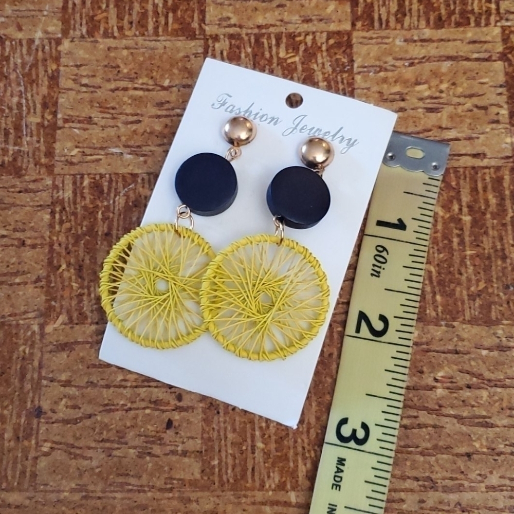 Unique Boho Big wood Circle Earrings jewelry gypsy festival - Picture 6 of 6